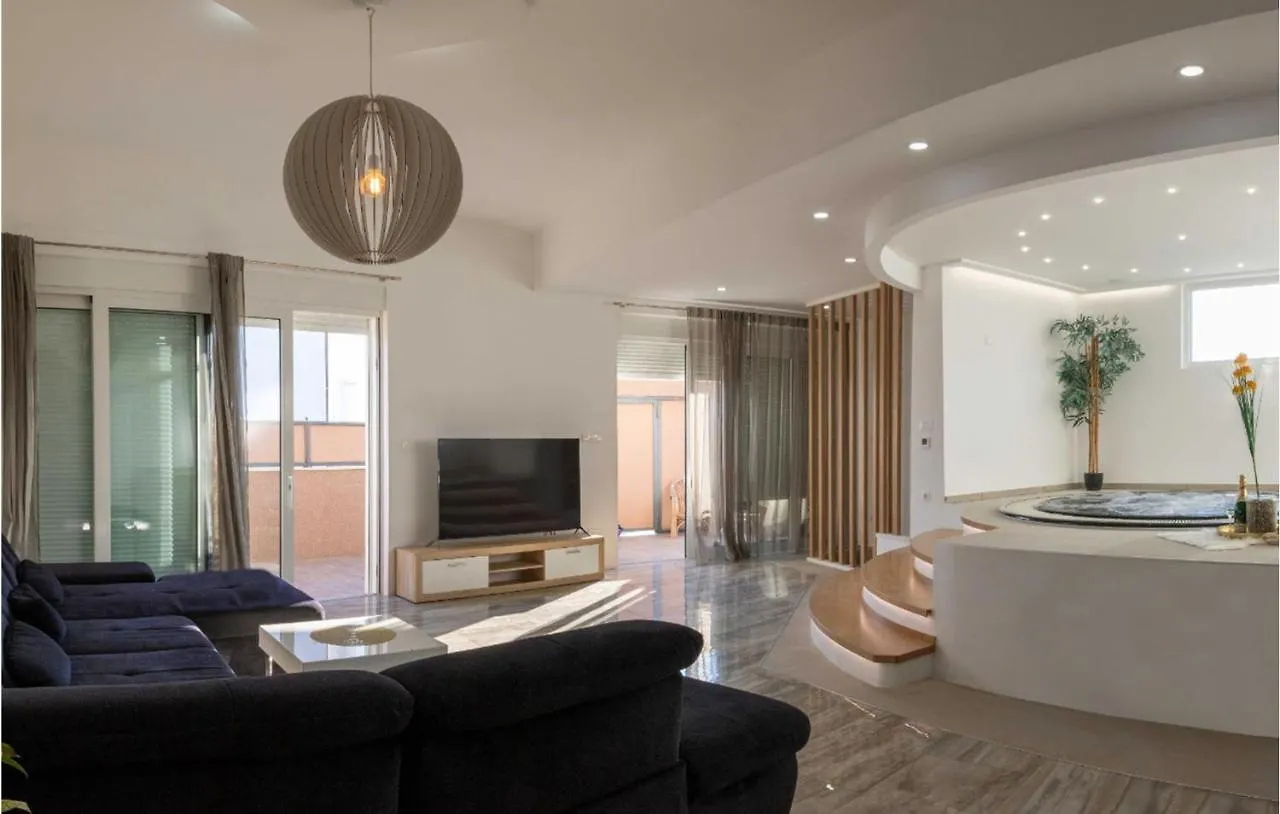 Apartment 2 Bedroom Stunning Home In Okrug Gornji Trogir Croatia