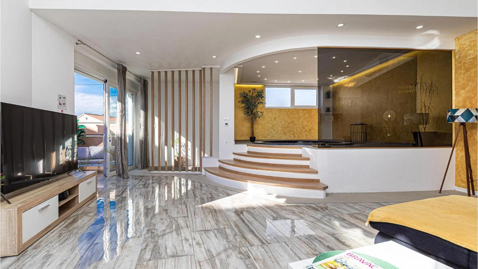 Apartment 2 Bedroom Stunning Home In Okrug Gornji Trogir